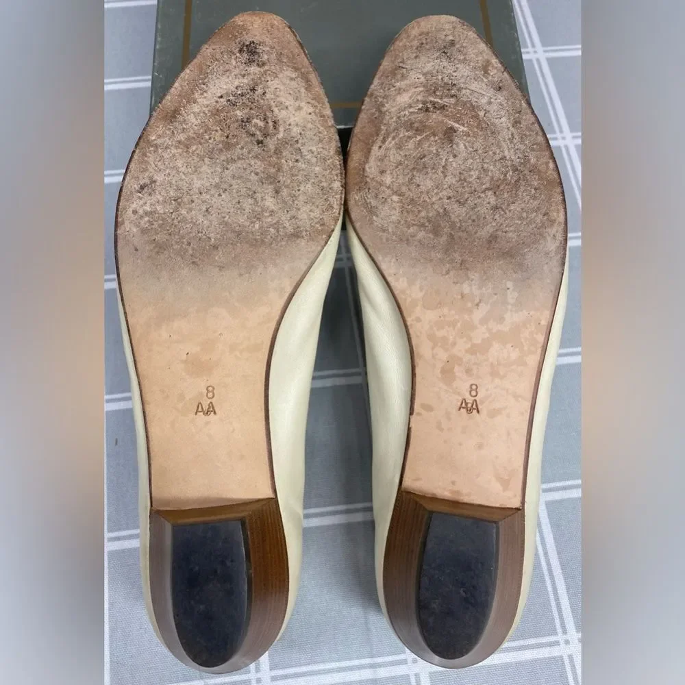 Bally Lela Vtg 80s Shoes Dress Pumps Color Bone Made in Italy Womens Size 8 AA